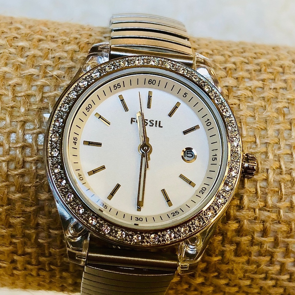FOSSIL WATCH WITH CRYSTALS, NEW IN BOX
